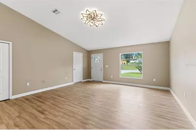 13393 Twin Lake Avenue, Spring Hill, FL 34609 - Photo 9
