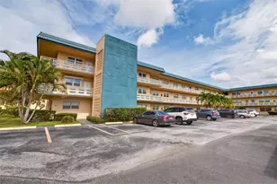 5750 80th Street N, Saint Petersburg, FL 33709 - Photo 1