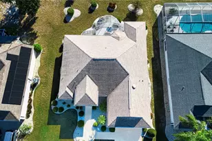 2035 Prestancia Ln, Sun City Center, FL 33573 - Photo 5