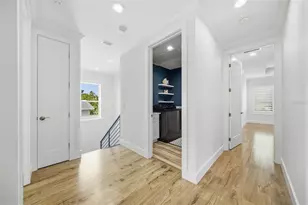 4835 W Bay Villa Ave, Tampa, FL 33611 - Photo 27