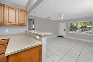 1714 55th St S, Gulfport, FL 33707 - Photo 9