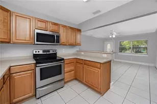 1714 55th St S, Gulfport, FL 33707 - Photo 7