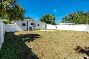 1714 55th St S, Gulfport, FL 33707 - Photo 35