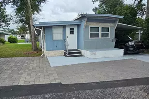 37433 Hammond Dr, Zephyrhills, FL 33541 - Photo 1