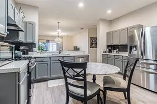 1123 Bensbrooke Dr, Wesley Chapel, FL 33543 - Photo 11
