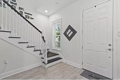 480 Gilman Place N, Saint Petersburg, FL 33716 - Photo 3