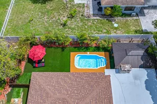 1488 Laconia Dr E, Clearwater, FL 33764 - Photo 41