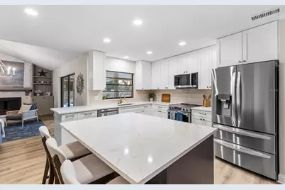 15804 Ironware Place, Tampa, FL 33624 - Photo 9