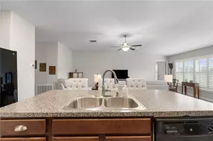 3414 Kearsney Abbey Cir, Dover, FL 33527 - Photo 11