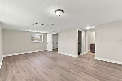 10719 Cherokee Drive, Saint Petersburg, FL 33708 - Photo 21