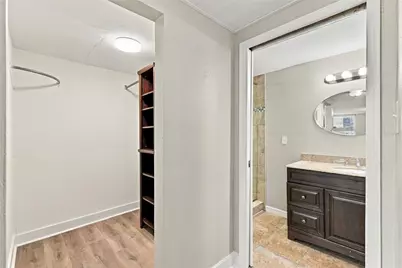 10719 Cherokee Drive, Saint Petersburg, FL 33708 - Photo 23