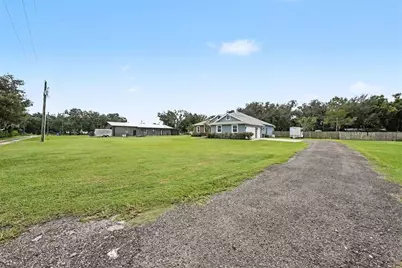 6207 Storck Acres Lane, Plant City, FL 33565 - Photo 17