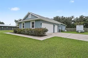 6207 Storck Acres Ln, Plant City, FL 33565 - Photo 11