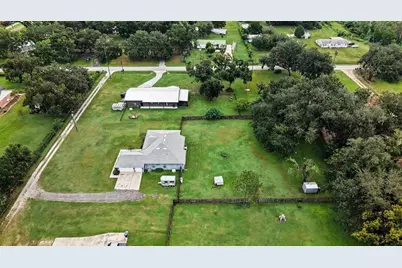 6207 Storck Acres Lane, Plant City, FL 33565 - Photo 61