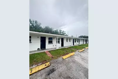 707 Rosery Road NW #6, Largo, FL 33770 - Photo 1