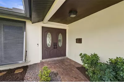 2078 NE Montana Avenue NE, Saint Petersburg, FL 33703 - Photo 11