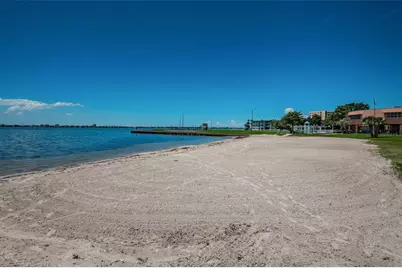 1619 53rd Street S, Gulfport, FL 33707 - Photo 41