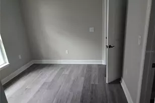 704 E Orchid Ave, Tampa, FL 33612 - Photo 19