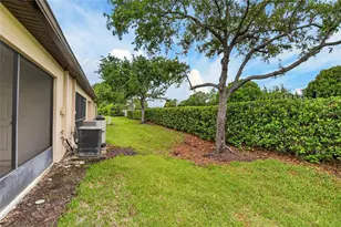2605 Oleander Lakes Dr, Brandon, FL 33511 - Photo 55