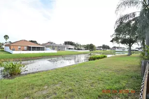 12103 Dawn Vista Dr, Riverview, FL 33578 - Photo 11