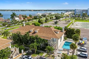 10399 Paradise Blvd, Treasure Island, FL 33706 - Photo 23