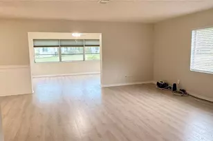2113 Hailstone Cir, Sun City Center, FL 33573 - Photo 11