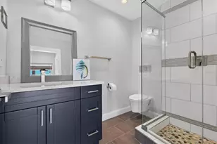 2802 Pass a Grille Way, Saint Petersburg, FL 33706 - Photo 21
