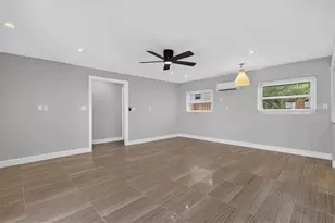 2802 Pass a Grille Way, Saint Petersburg, FL 33706 - Photo 17