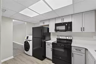 709 Russell Ln, Brandon, FL 33510 - Photo 13