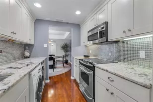 3211 W Swann Ave, Tampa, FL 33609 - Photo 17