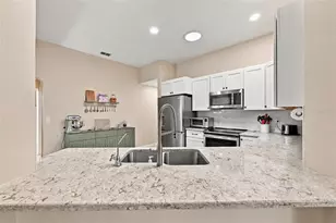 2333 Brookfield Greens Cir, Sun City Center, FL 33573 - Photo 9