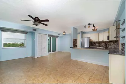 3315 58th Avenue S #520, Saint Petersburg, FL 33712 - Photo 5