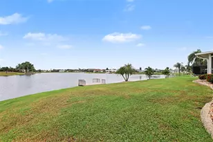 403 S Pebble Beach Blvd, Sun City Center, FL 33573 - Photo 23