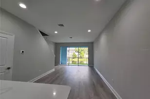 7725 93rd St N, Seminole, FL 33777 - Photo 5