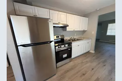 2410 18th Avenue S, Saint Petersburg, FL 33712 - Photo 3