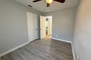 2410 18th Ave S, Saint Petersburg, FL 33712 - Photo 11