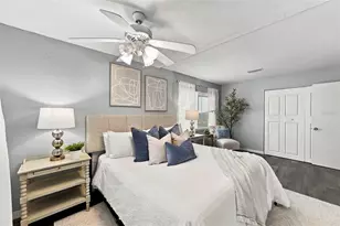 6726 12th St N, Saint Petersburg, FL 33702 - Photo 17
