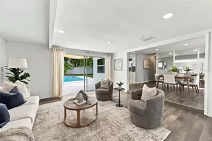 6726 12th St N, Saint Petersburg, FL 33702 - Photo 7