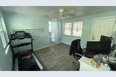 324 36th Avenue NE, Saint Petersburg, FL 33704 - Photo 15