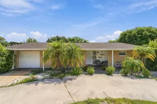 7879 84th Ln, Seminole, FL 33777 - Photo 1