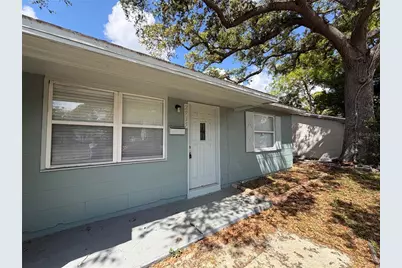 2935 Dr Martin Luther King Jr Street S, Saint Petersburg, FL 33705 - Photo 3
