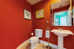 450 Knights Run Ave, Tampa, FL 33602 - Photo 15