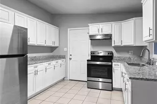 540 17th St NE, Winter Haven, FL 33881 - Photo 3