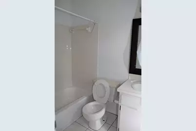 3015 W Cleveland Street #J, Tampa, FL 33609 - Photo 13