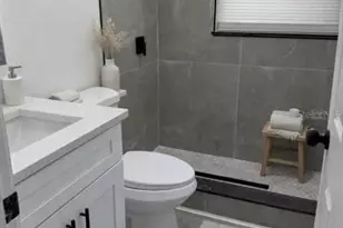 2148 Catalina Dr N, Clearwater, FL 33763 - Photo 9