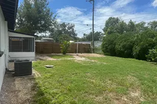 2148 Catalina Dr N, Clearwater, FL 33763 - Photo 21