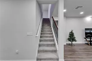 6658 Devlin Ln, Wesley Chapel, FL 33545 - Photo 19