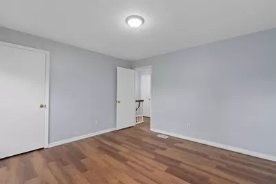 37314 Embassy Park Ln, Dade City, FL 33525 - Photo 17