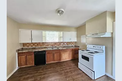 715 Longfellow Boulevard, Lakeland, FL 33801 - Photo 7