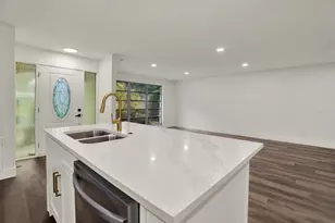 2661 Pebble Beach Dr, Clearwater, FL 33761 - Photo 3
